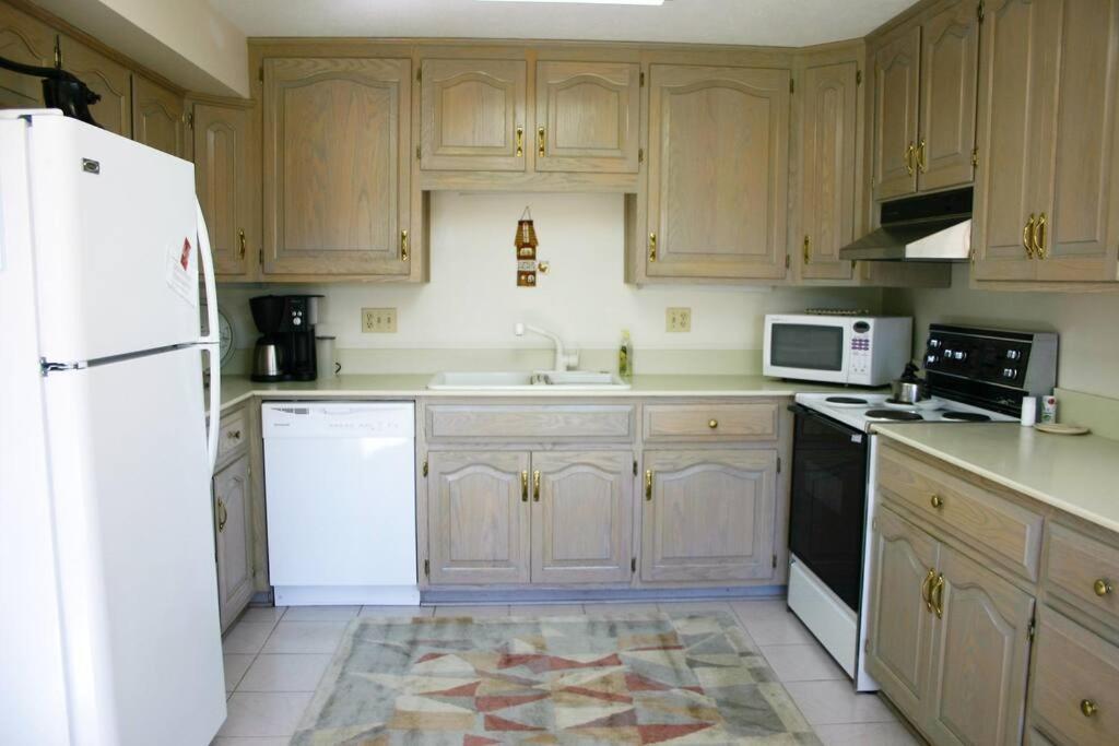 אקרון Private Guest Suite On The Portage Lakes מראה חיצוני תמונה
