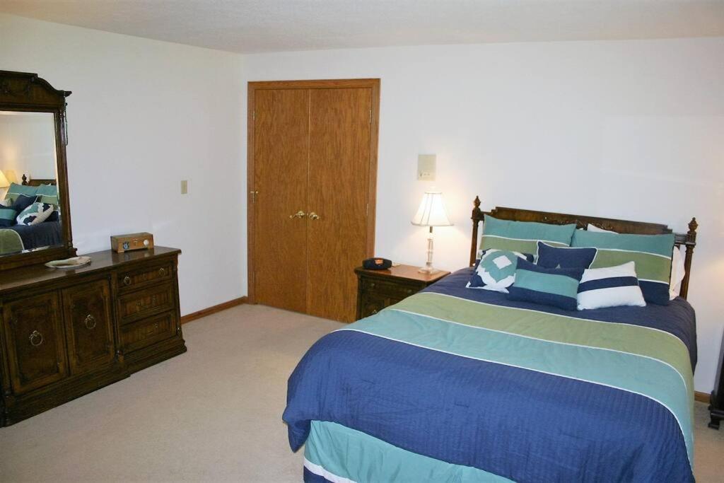 אקרון Private Guest Suite On The Portage Lakes מראה חיצוני תמונה