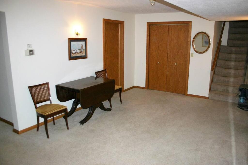 אקרון Private Guest Suite On The Portage Lakes מראה חיצוני תמונה
